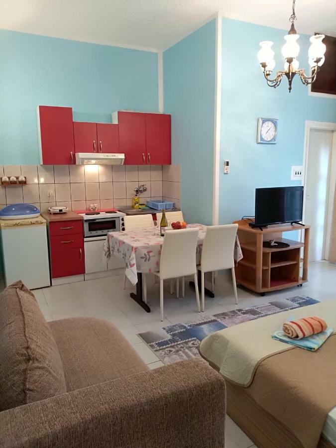 Apartmani Jovanovic Petrovac Kültér fotó