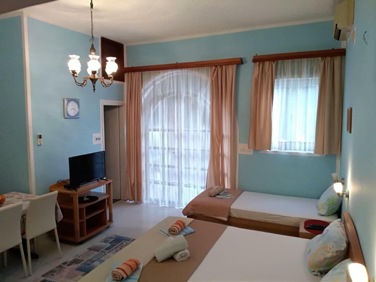 Apartmani Jovanovic Petrovac Kültér fotó