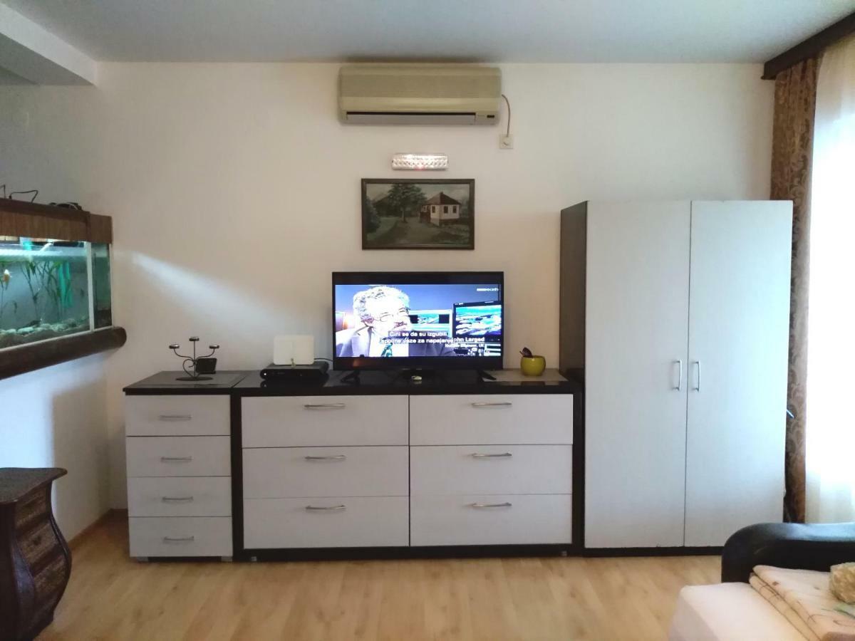 Apartmani Jovanovic Petrovac Kültér fotó