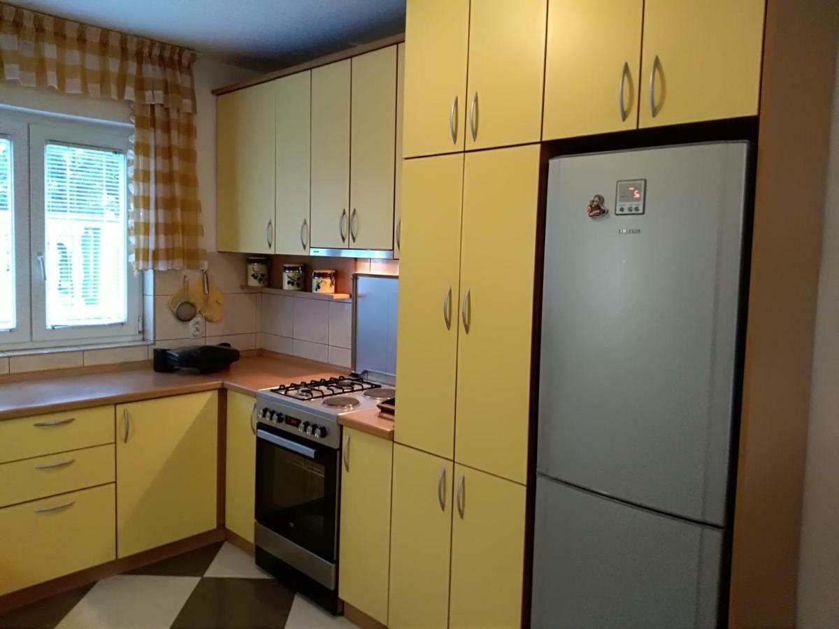 Apartmani Jovanovic Petrovac Kültér fotó